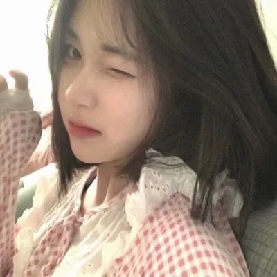 明天，我会成为谁的女友